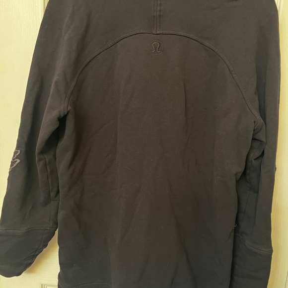 Lululemon - Picture 4 of 4